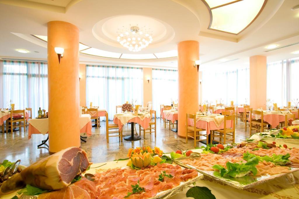 Hotel Costaverde Cesenatico Luaran gambar